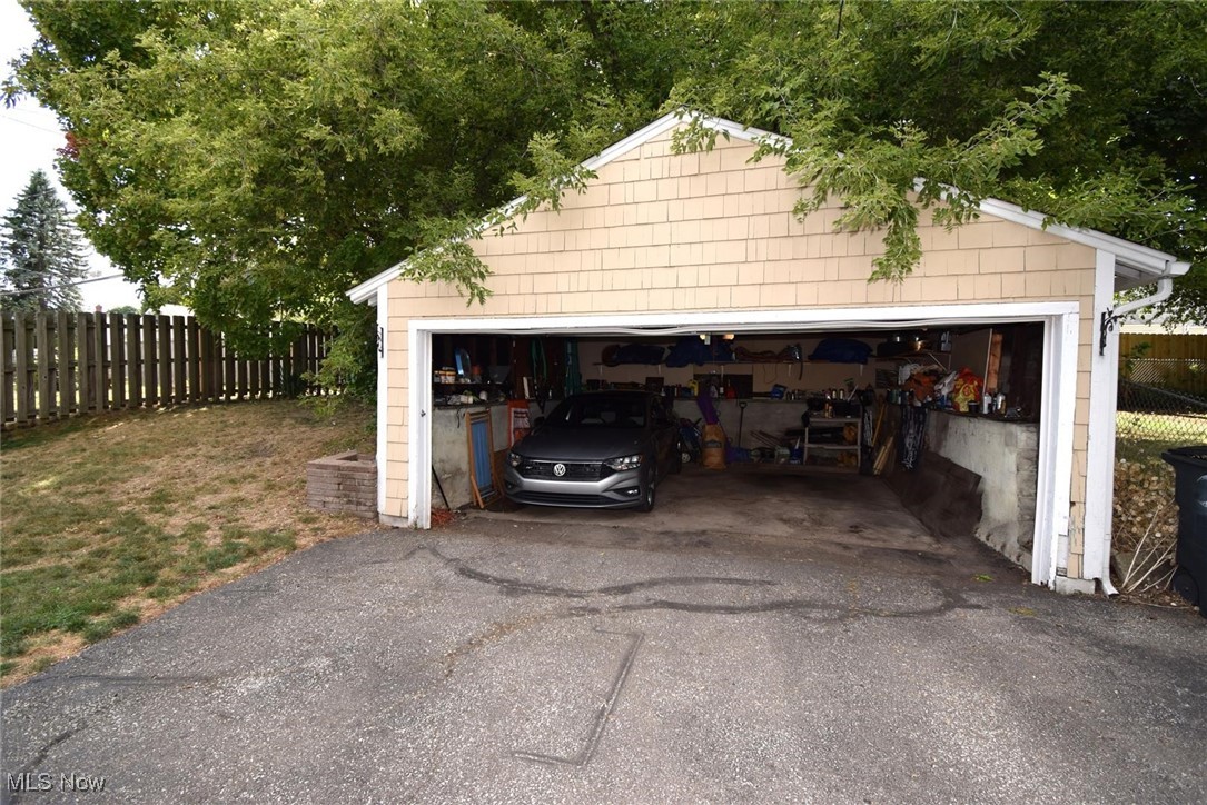 1614 Glenmount Avenue Akron OH 44301