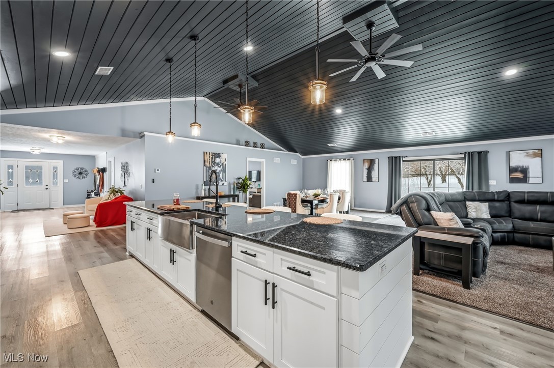 8099 W Western Reserve Road Canfield OH 44406