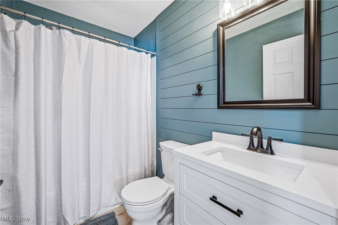 8099 W Western Reserve Road Canfield OH 44406