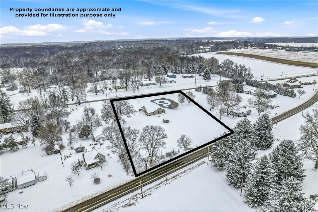 8099 W Western Reserve Road Canfield OH 44406