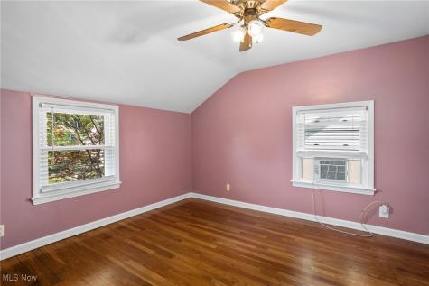 273 E 208th Street Euclid OH 44123
