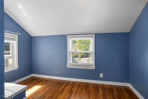 273 E 208th Street Euclid OH 44123