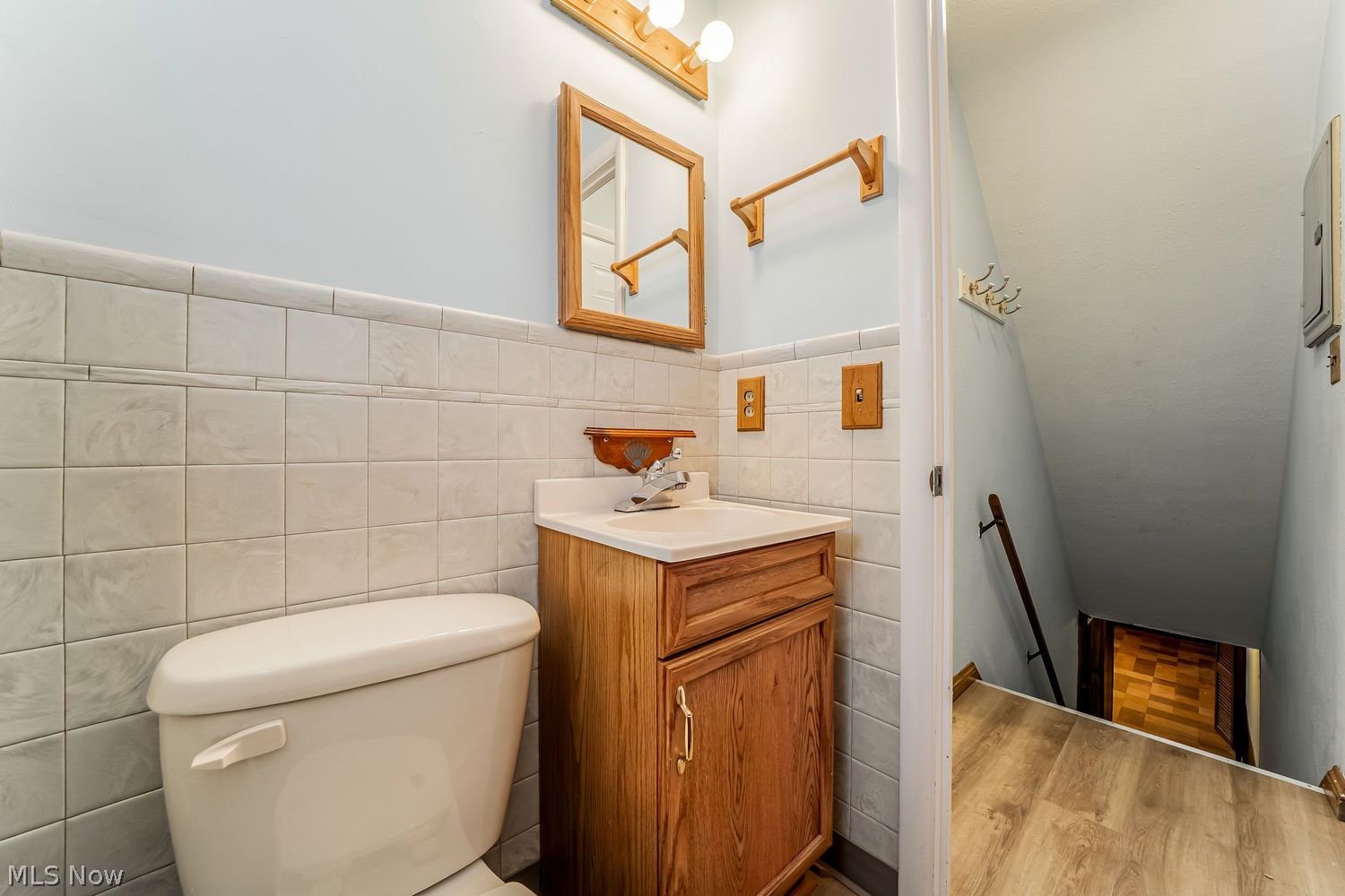 21020 Seabury Avenue Fairview Park OH 44126