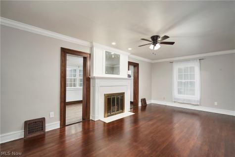 1576 W Exchange Street Akron OH 44313