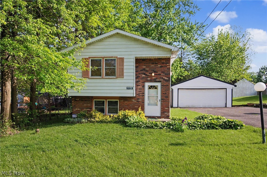 3120 Orchard Avenue SE Warren OH 44484
