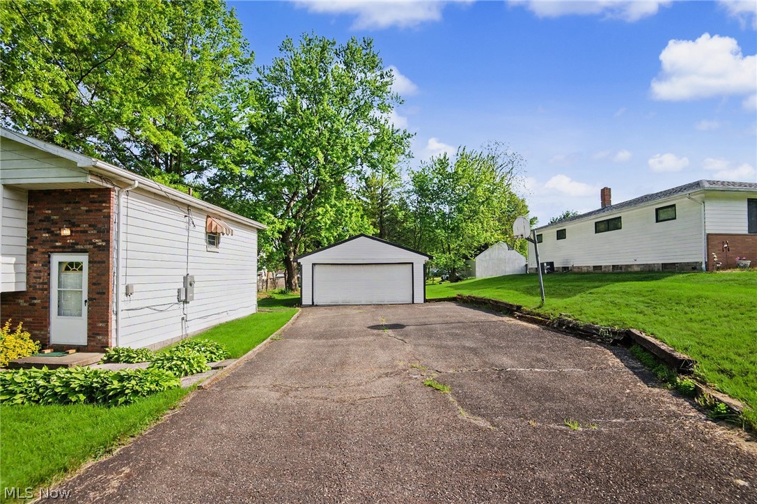 3120 Orchard Avenue SE Warren OH 44484