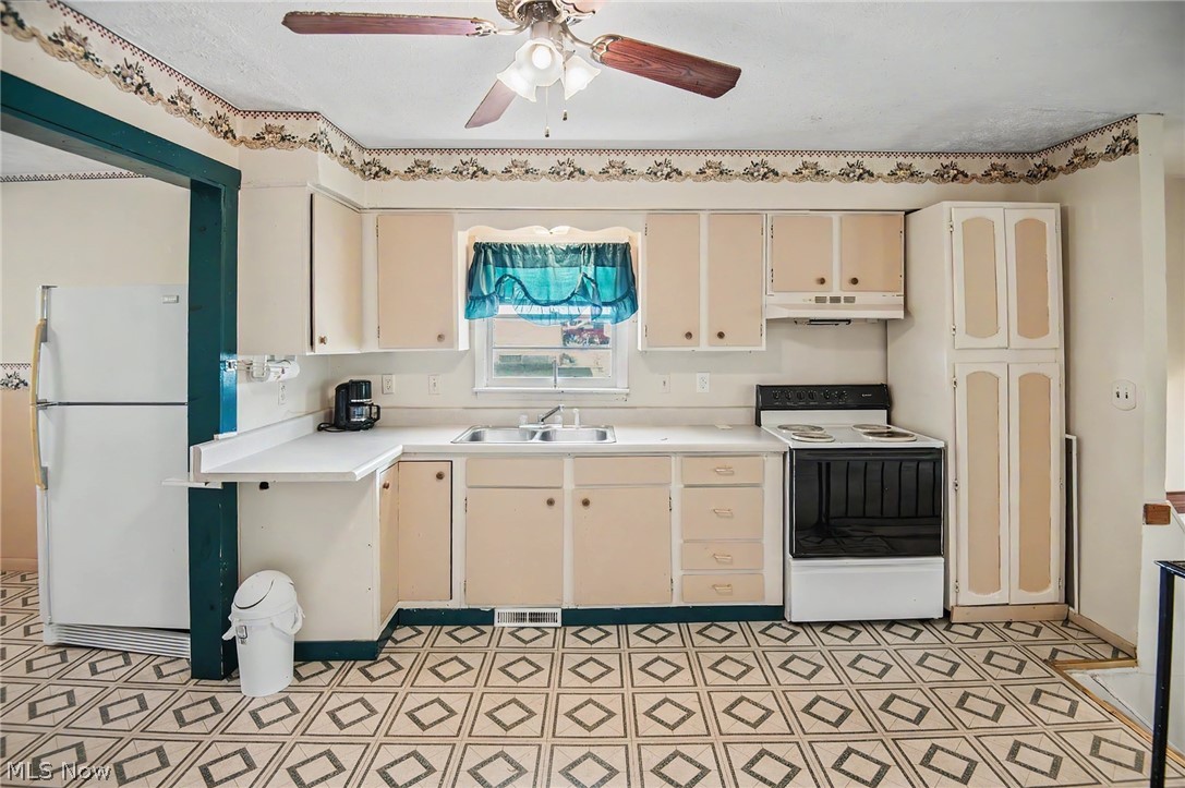 3120 Orchard Avenue SE Warren OH 44484