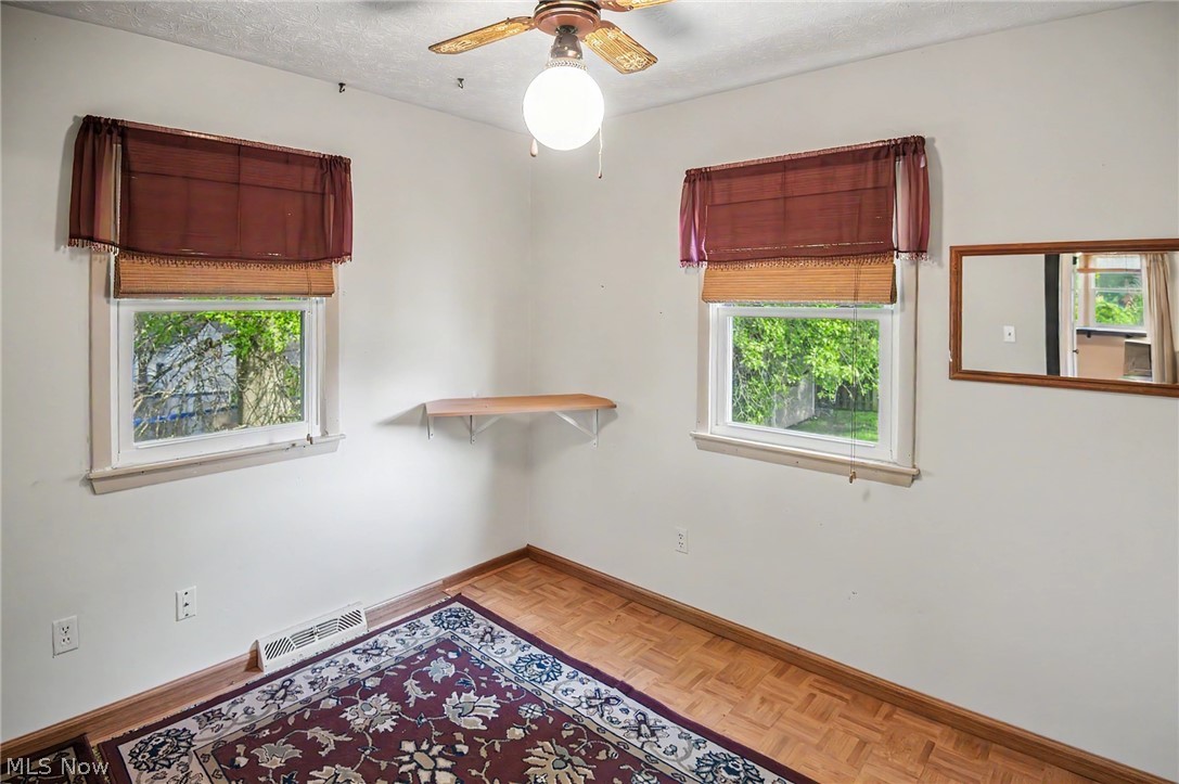 3120 Orchard Avenue SE Warren OH 44484