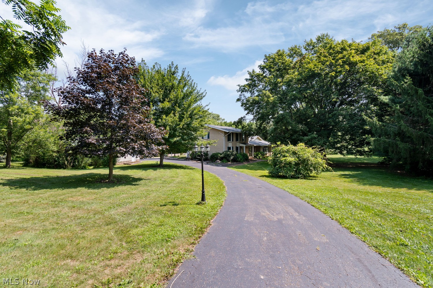 1220 Ben Fulton Avenue NW North Lawrence OH 44666