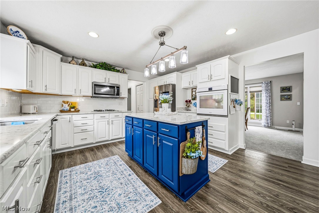 10830 Lakebrook Drive Kirtland OH 44094