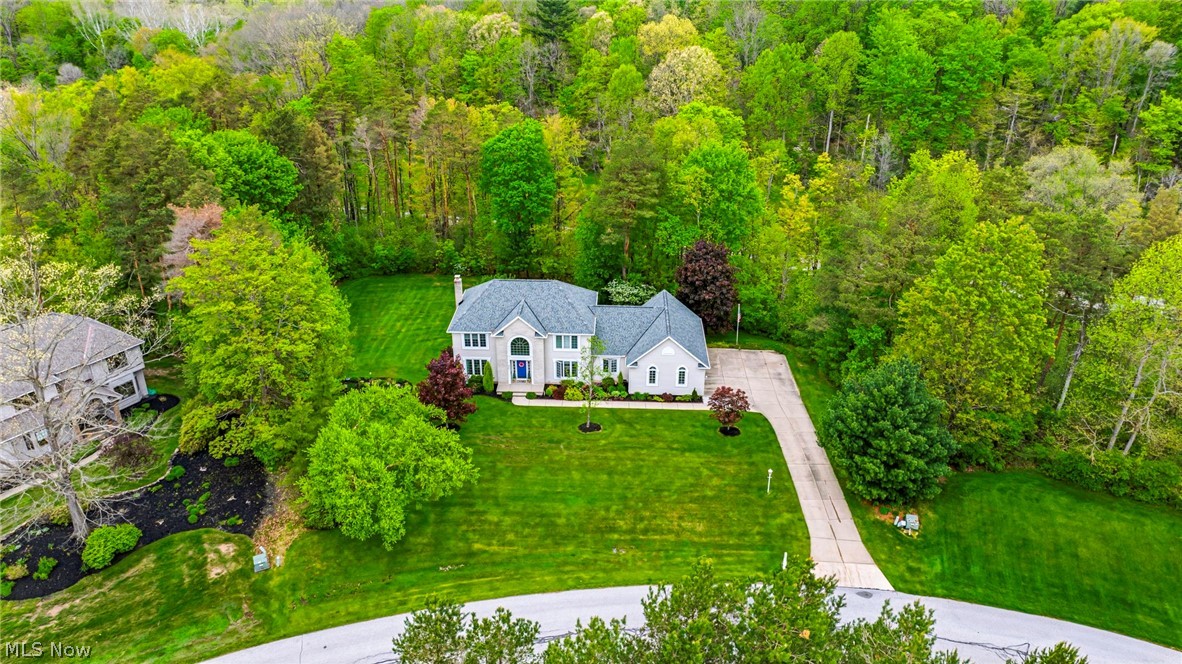 10830 Lakebrook Drive Kirtland OH 44094