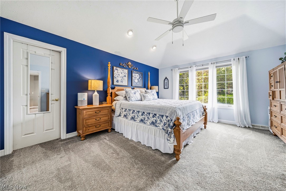 10830 Lakebrook Drive Kirtland OH 44094
