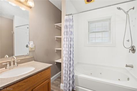 3029 Cinnamon Drive W West Salem OH 44287