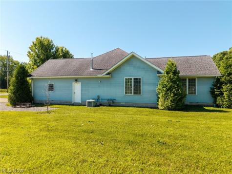 3029 Cinnamon Drive W West Salem OH 44287