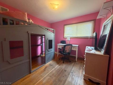 1215 33rd Street NE Canton OH 44714