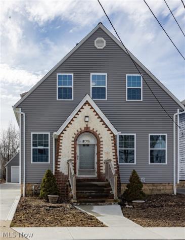 1716 Robindale Street Wickliffe OH 44092