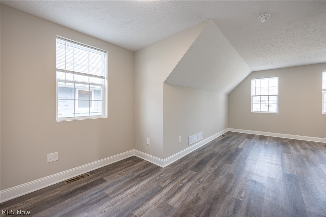1716 Robindale Street Wickliffe OH 44092