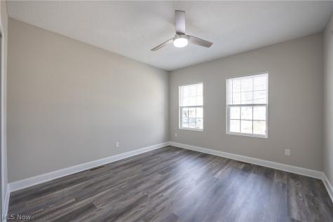 1716 Robindale Street Wickliffe OH 44092