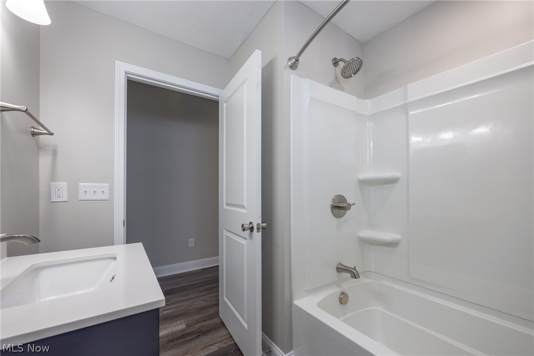 1716 Robindale Street Wickliffe OH 44092