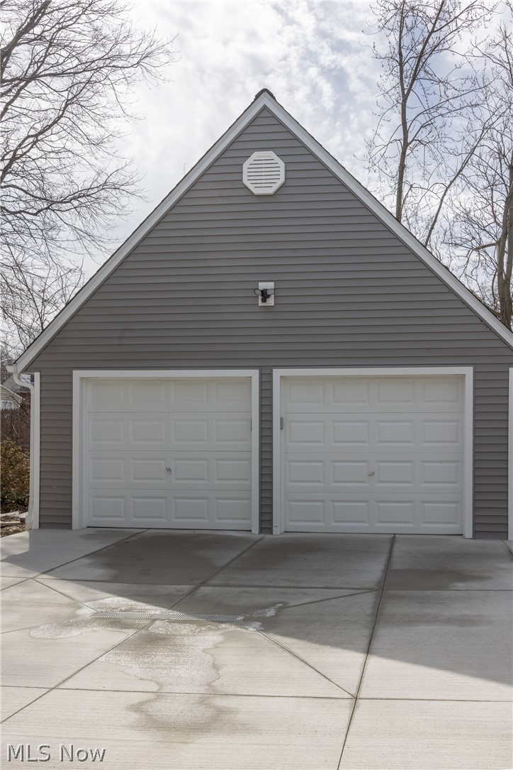 1716 Robindale Street Wickliffe OH 44092
