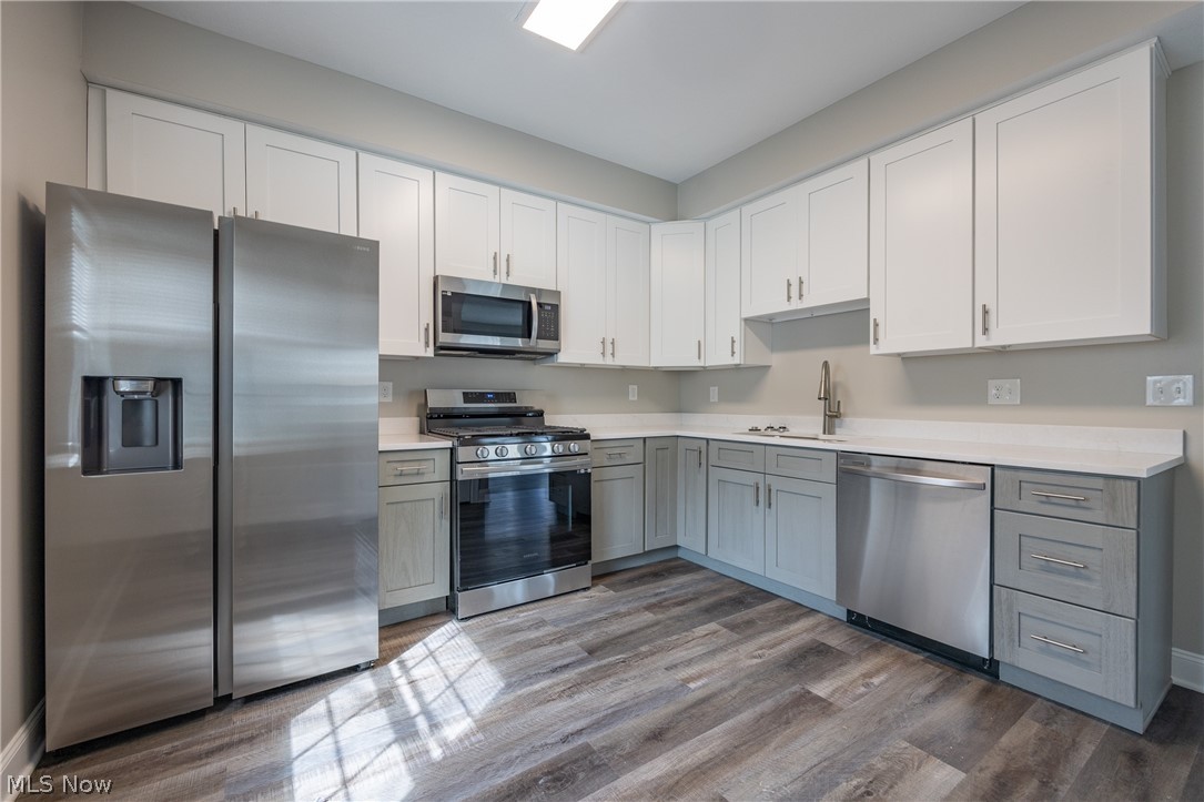 1716 Robindale Street Wickliffe OH 44092
