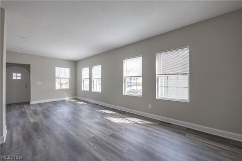 1716 Robindale Street Wickliffe OH 44092