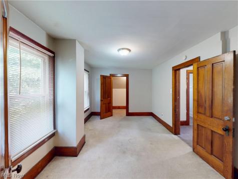 504 Sumner Street Akron OH 44304