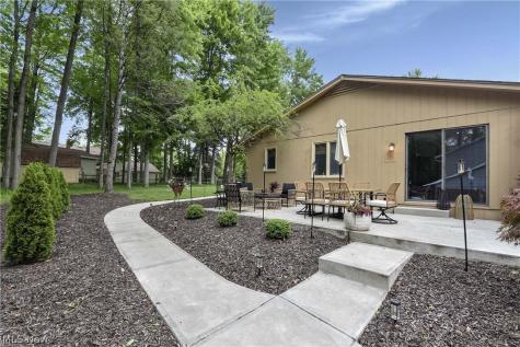11344 Fawn Meadow Lane Strongsville OH 44149