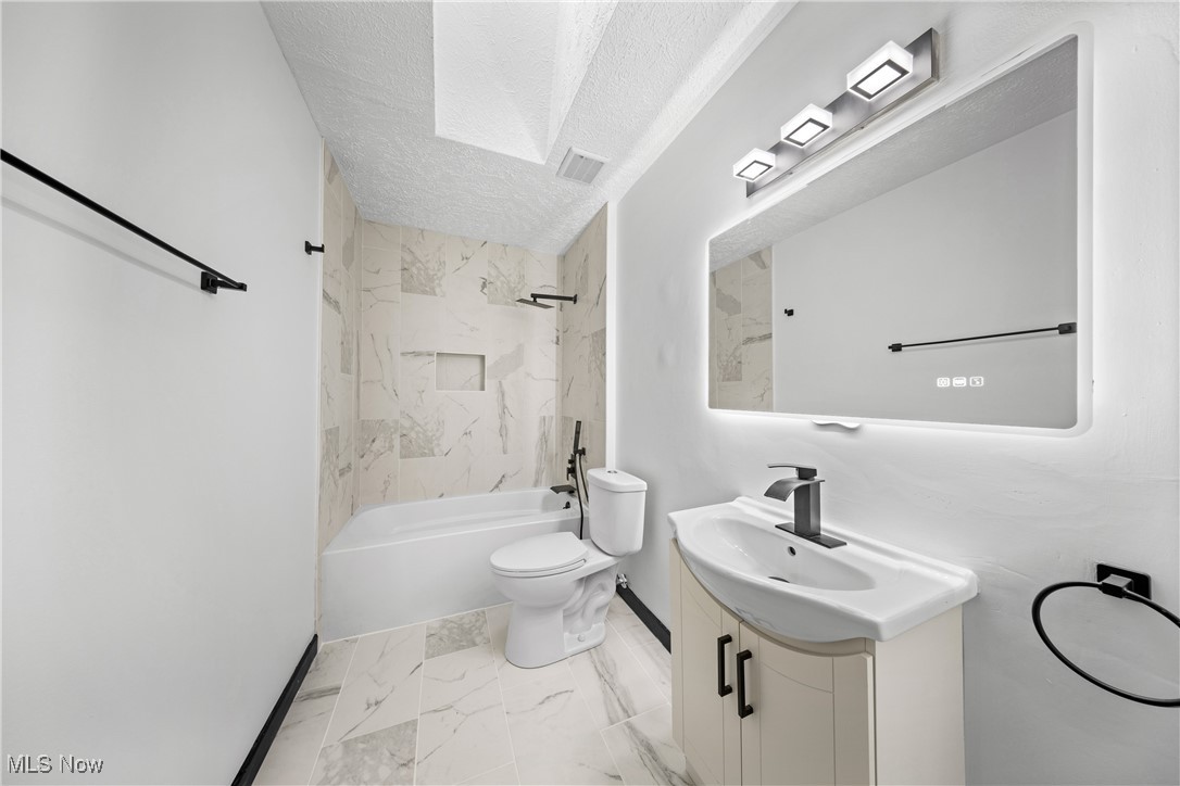 1601 Idlewood Avenue Akron OH 44313