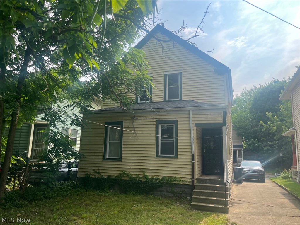 1124 E 114th Street Cleveland OH 44108