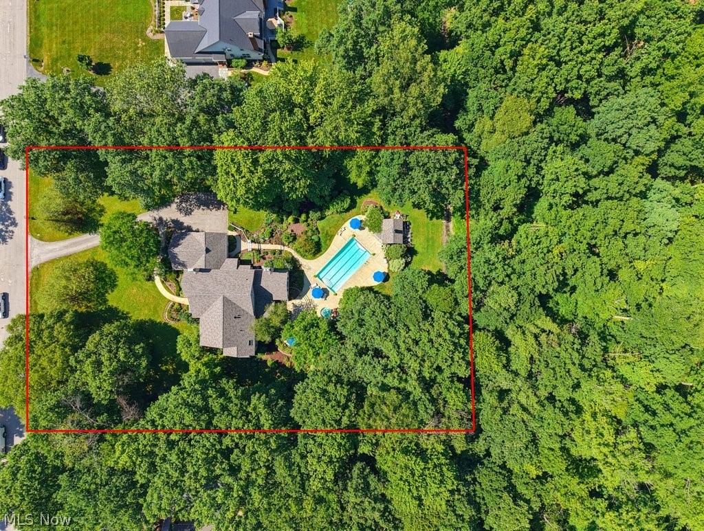 285 Grey Fox Run Chagrin Falls OH 44022