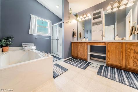 9049 Wynford Lane Olmsted Twp OH 44138