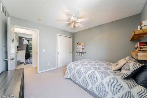 9049 Wynford Lane Olmsted Twp OH 44138