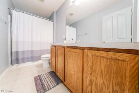 9049 Wynford Lane Olmsted Twp OH 44138