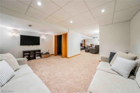 9049 Wynford Lane Olmsted Twp OH 44138