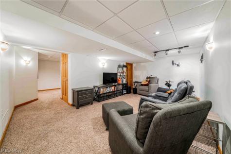 9049 Wynford Lane Olmsted Twp OH 44138