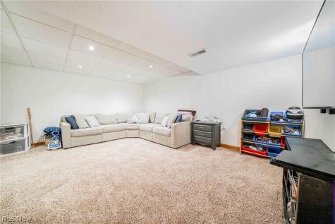 9049 Wynford Lane Olmsted Twp OH 44138