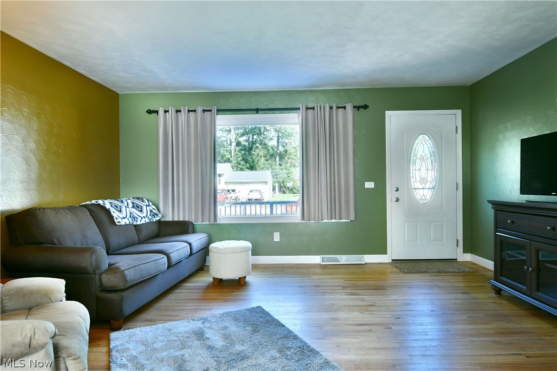 602 Cedar Drive Cortland OH 44410