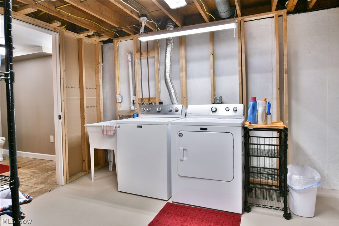 602 Cedar Drive Cortland OH 44410