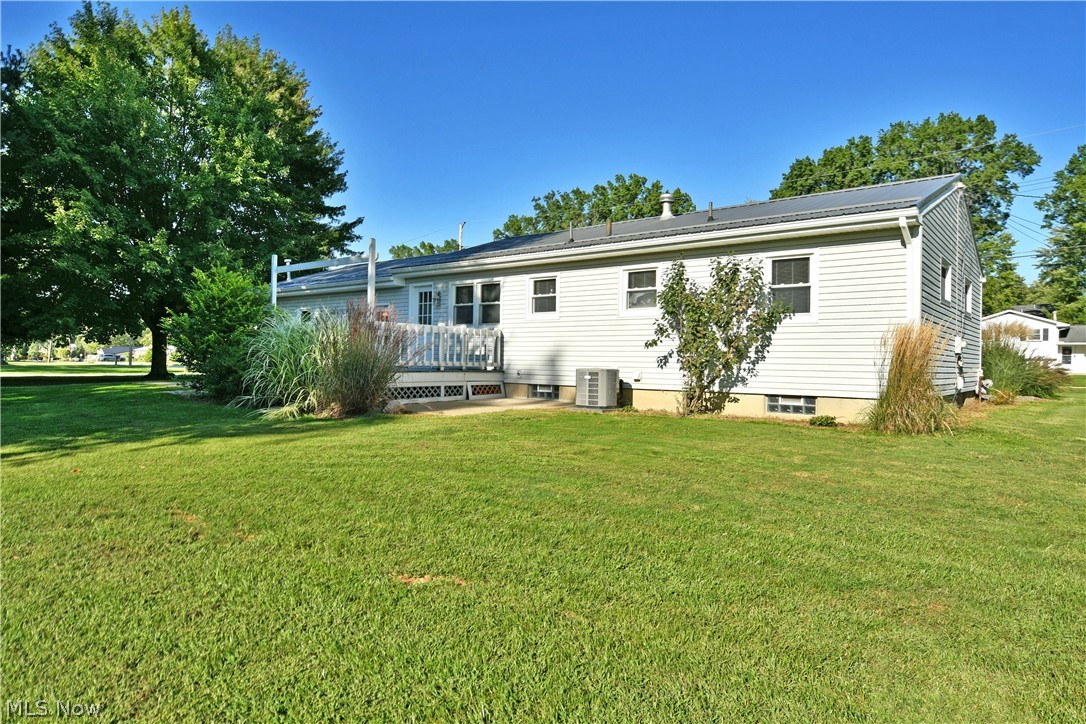 602 Cedar Drive Cortland OH 44410