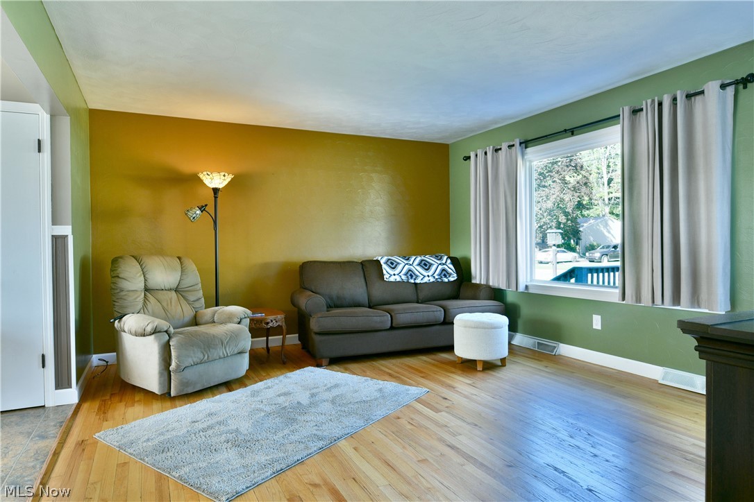 602 Cedar Drive Cortland OH 44410
