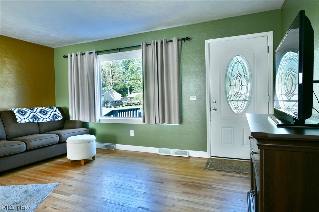602 Cedar Drive Cortland OH 44410