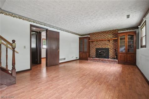 3789 Lake Vista Road Coventry OH 44319