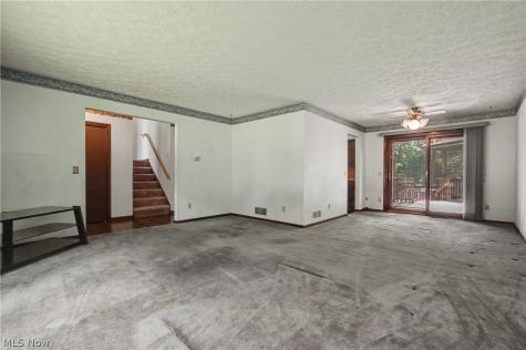 3789 Lake Vista Road Coventry OH 44319