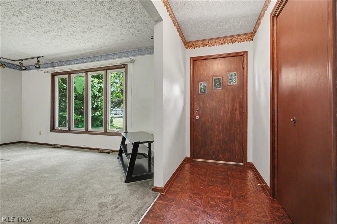 3789 Lake Vista Road Coventry OH 44319