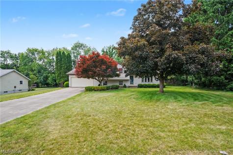 3789 Lake Vista Road Coventry OH 44319