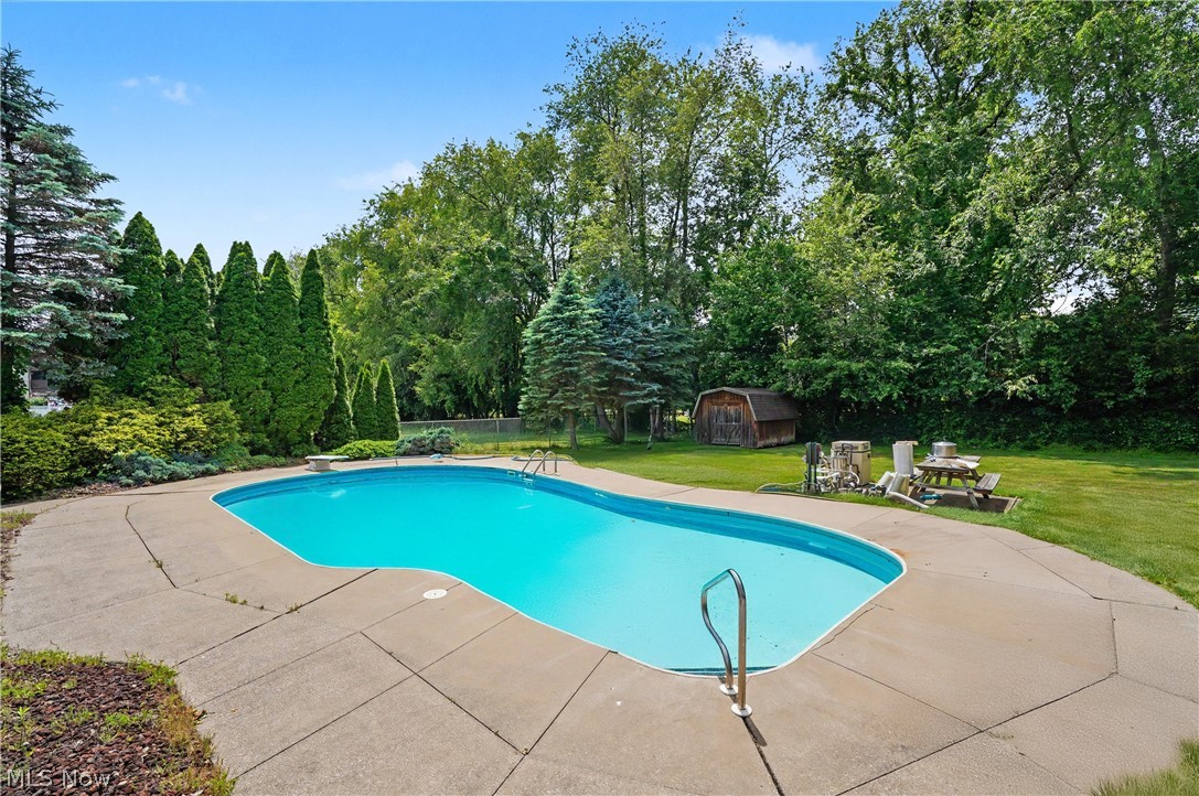 3789 Lake Vista Road Coventry OH 44319