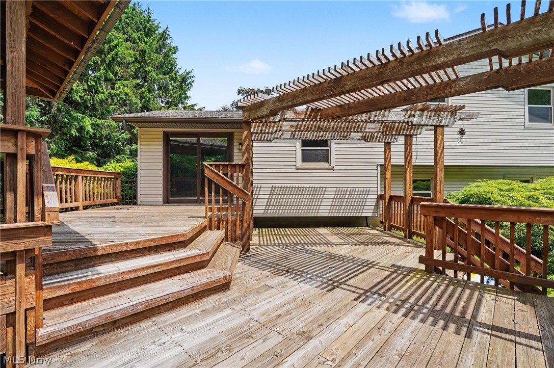 3789 Lake Vista Road Coventry OH 44319