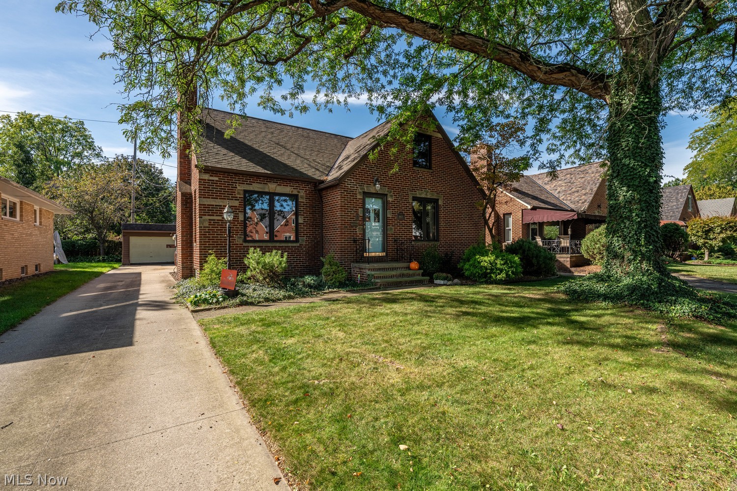 19675 Henry Road Cleveland OH 44126