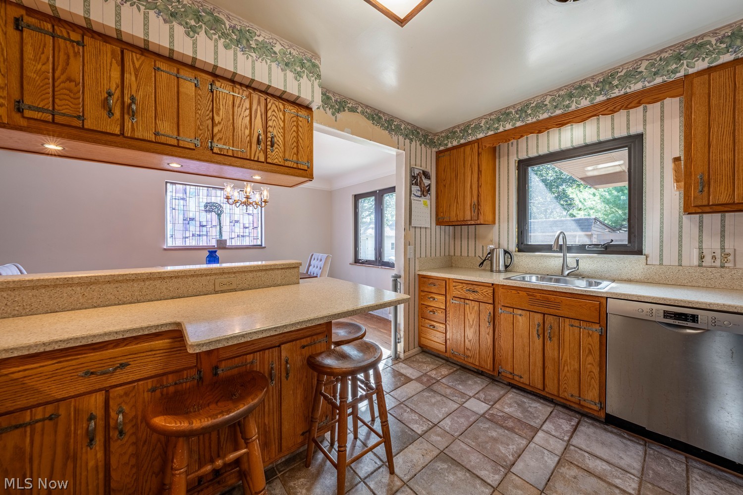 19675 Henry Road Cleveland OH 44126